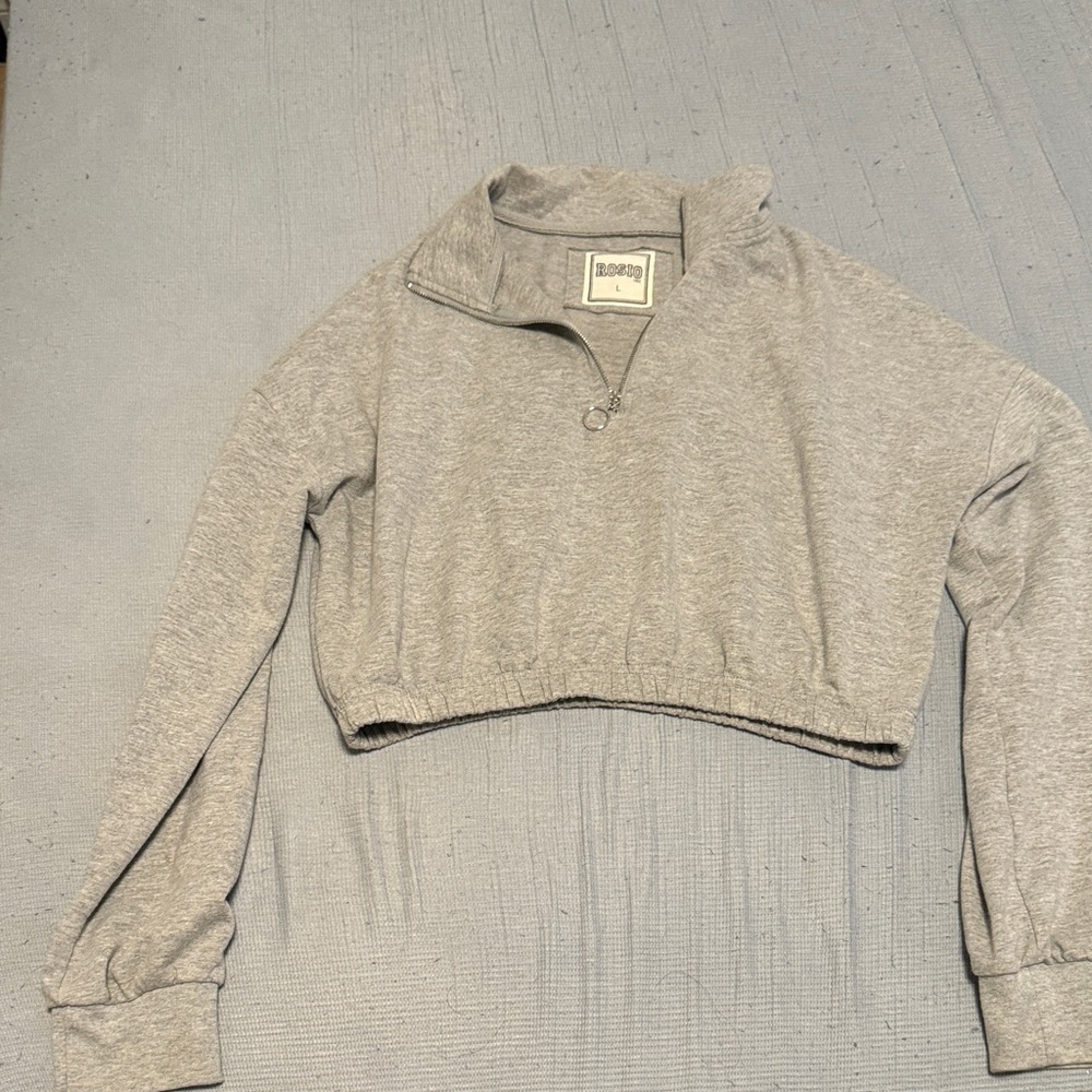 Gray Cropped Quarter-Zip Women Top